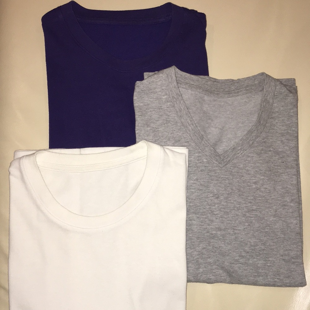 BUNDLE Uniqlo T-Shirts